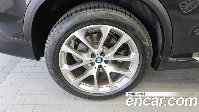 BMW X5 2021 — photo 5