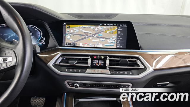 BMW X5 2021 — photo 14