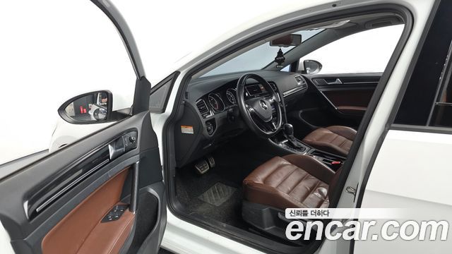 Volkswagen Golf 2015 — photo 10