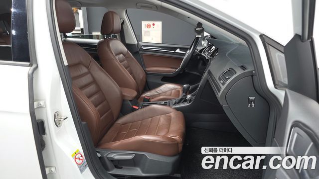 Volkswagen Golf 2015 — photo 11