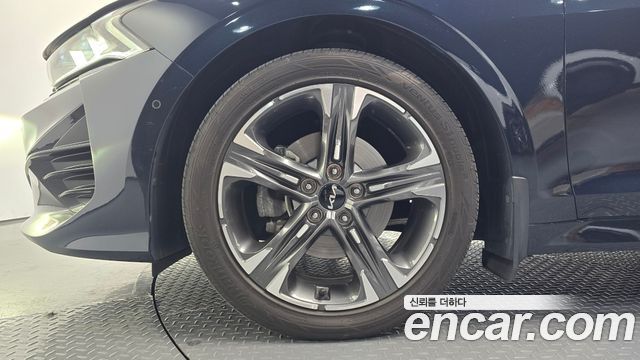 Kia K5 2022 — photo 5