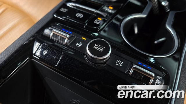 Kia K5 2022 — photo 17