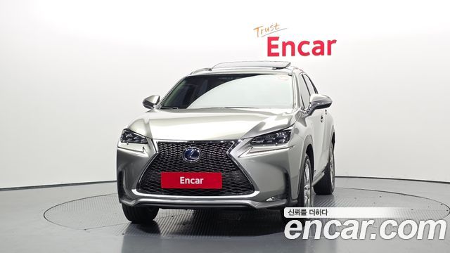 Lexus NX 2016 — photo 3