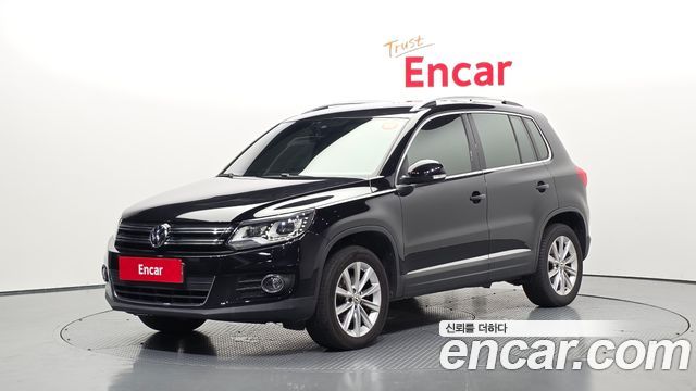Volkswagen Tiguan 2015 — photo 1