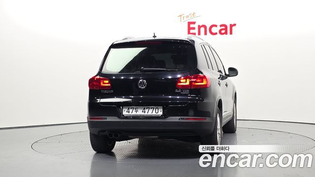 Volkswagen Tiguan 2015 — photo 4