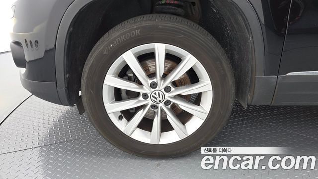 Volkswagen Tiguan 2015 — photo 5