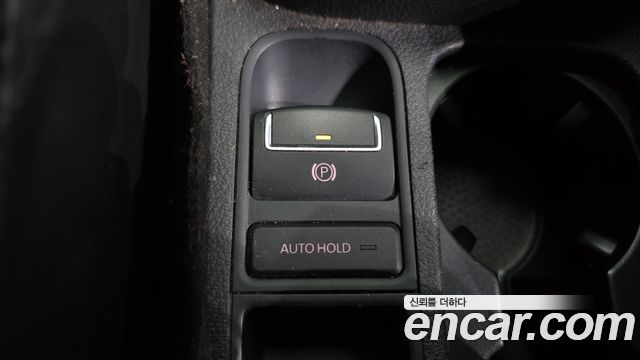 Volkswagen Tiguan 2015 — photo 18