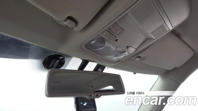 Volkswagen Tiguan 2015 — photo 19