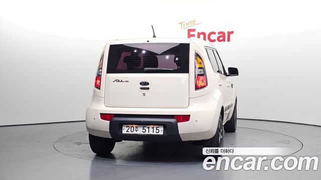 Kia Soul 2011 — photo 4