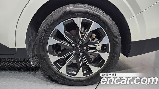 Kia Canival 2021 — photo 7
