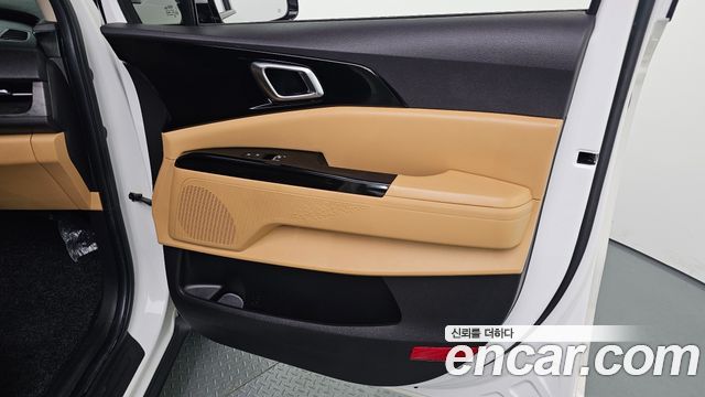 Kia Canival 2021 — photo 15