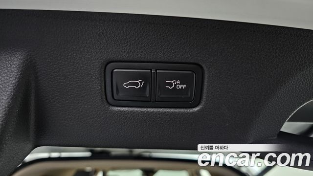 Kia Canival 2021 — photo 30