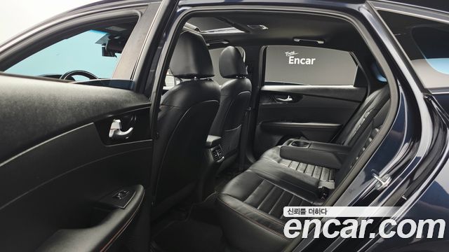 Kia K3 2020 — photo 11