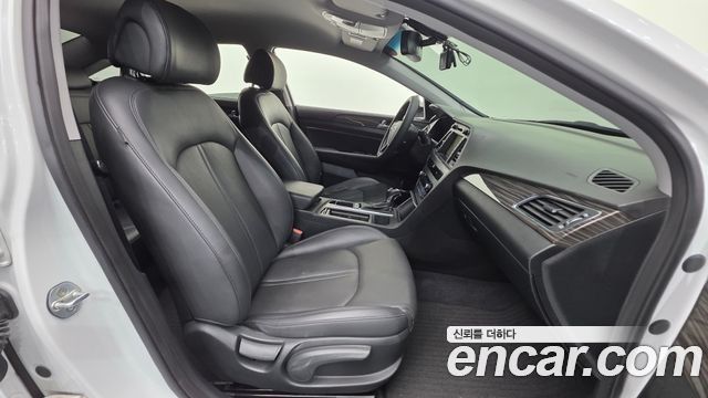 Hyundai Sonata 2015 — photo 13