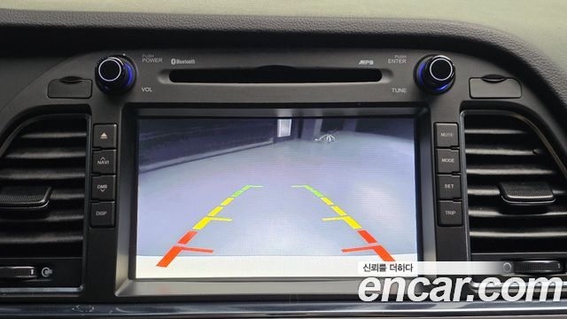 Hyundai Sonata 2015 — photo 24