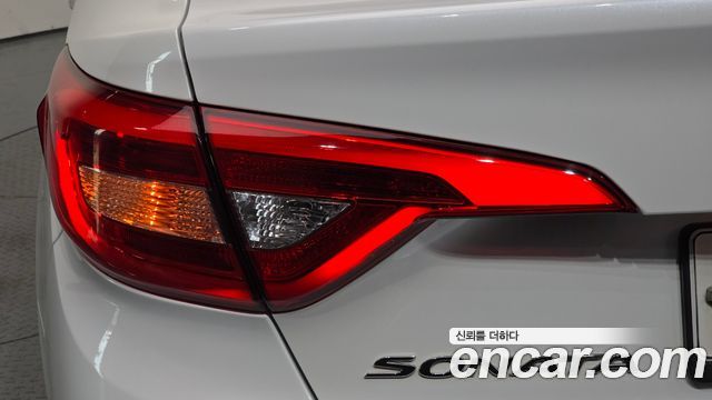 Hyundai Sonata 2015 — photo 9