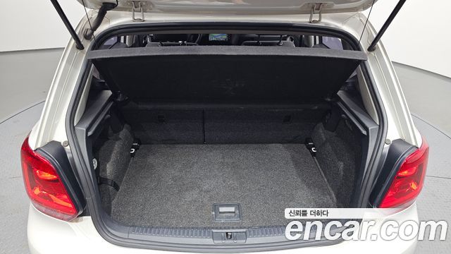 Volkswagen Polo 2013 — photo 20