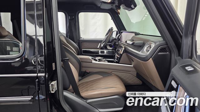 Mercedes-Benz G-Class 2021 — photo 17