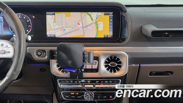 Mercedes-Benz G-Class 2021 — photo 20