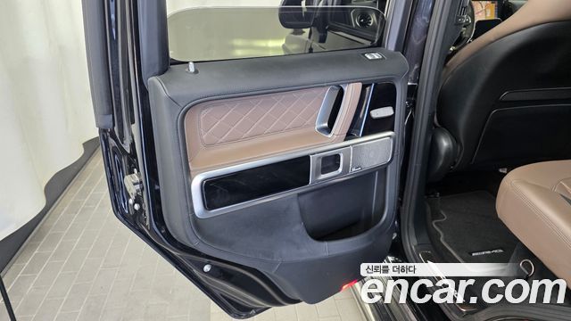 Mercedes-Benz G-Class 2021 — photo 15