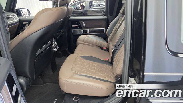 Mercedes-Benz G-Class 2021 — photo 16