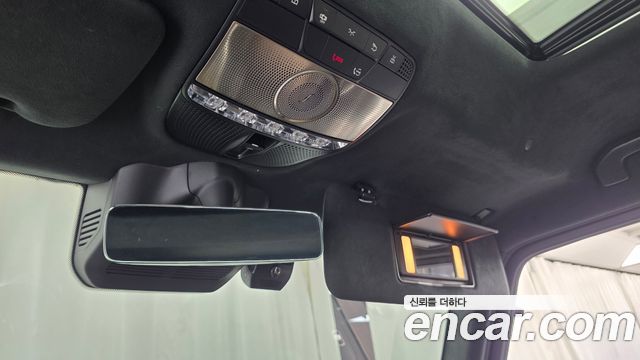 Mercedes-Benz G-Class 2021 — photo 27