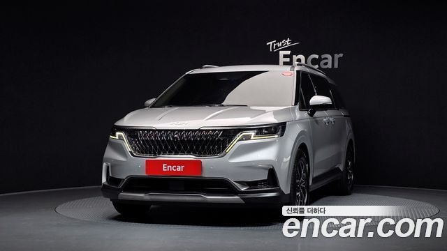 Kia Canival 2022 — photo 3