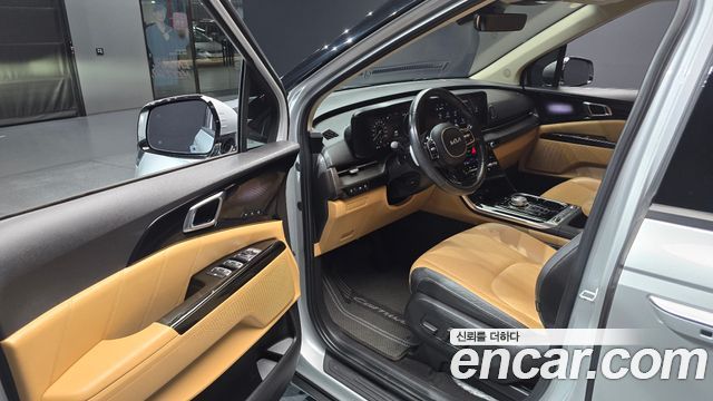 Kia Canival 2022 — photo 10