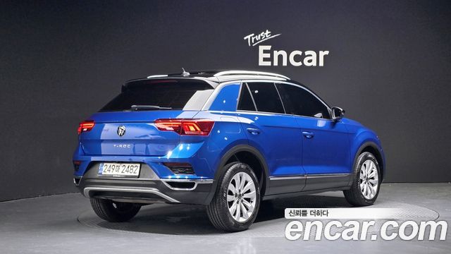 Volkswagen T-Roc 2022 — photo 2