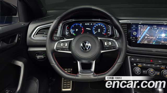 Volkswagen T-Roc 2022 — photo 19