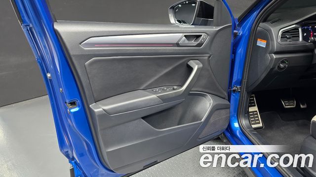 Volkswagen T-Roc 2022 — photo 14