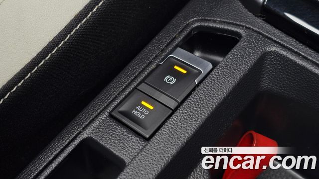 Volkswagen T-Roc 2022 — photo 27