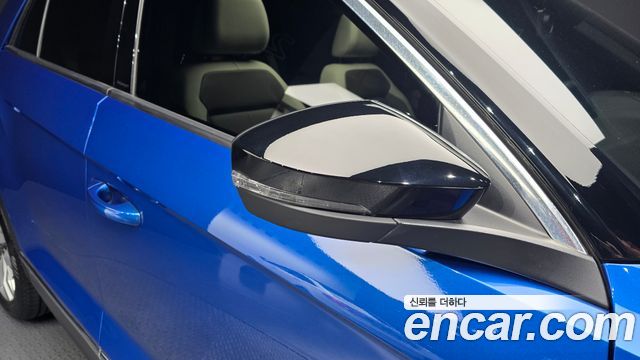 Volkswagen T-Roc 2022 — photo 30