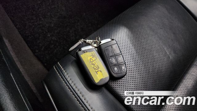 Jeep Cherokee 2016 — photo 16