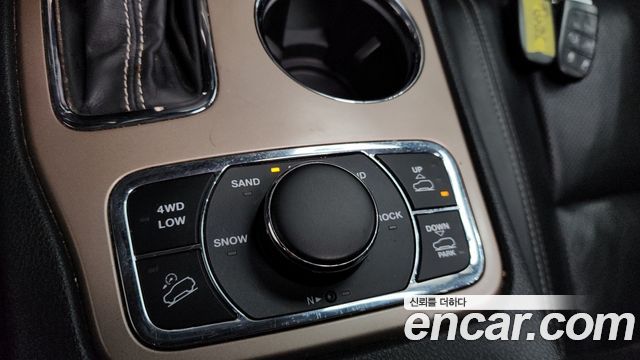 Jeep Cherokee 2016 — photo 20