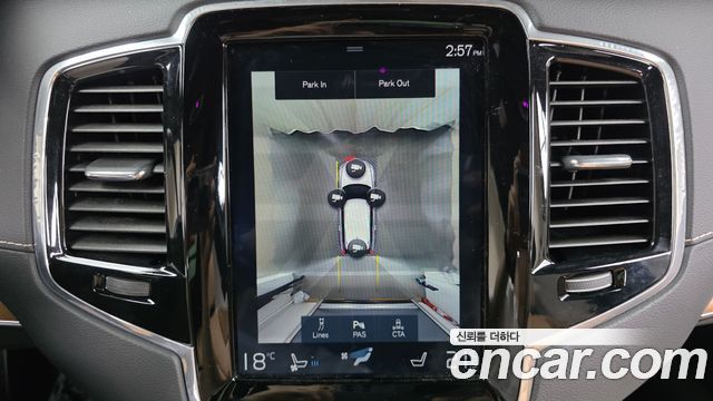 Volvo XC90 2019 — photo 30