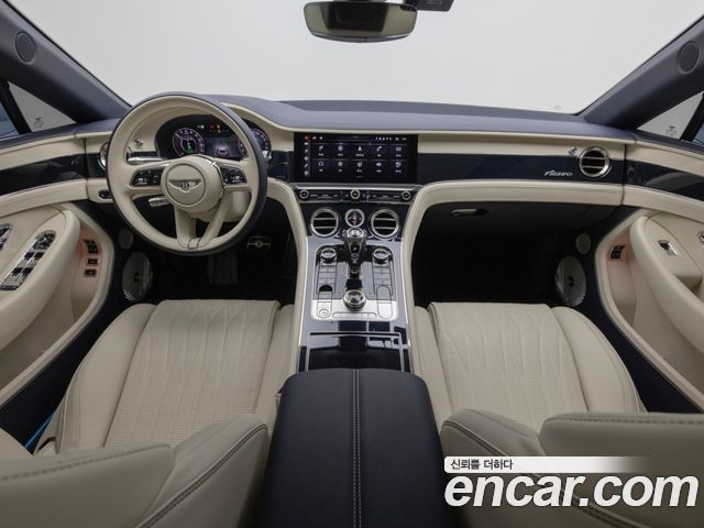 Bentley Continental 2026 — photo 6