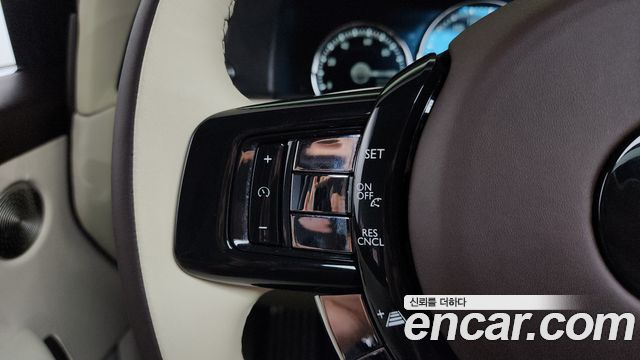 Rolls-Royce Cullinan 2019 — photo 21