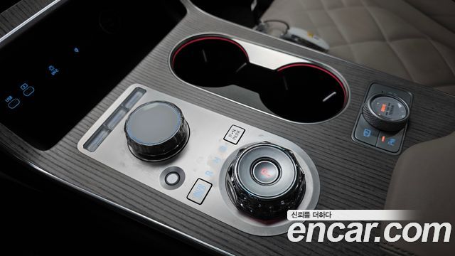 Genesis GV80 2024 — photo 12