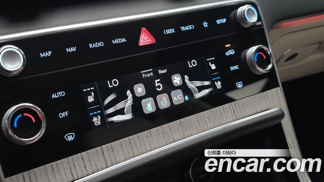 Genesis GV80 2024 — photo 30