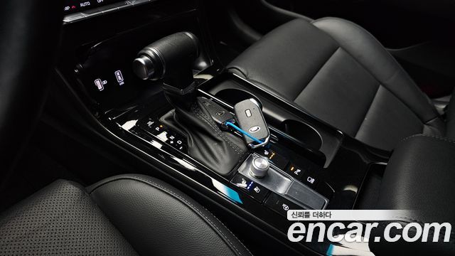 Kia K7 2020 — photo 9