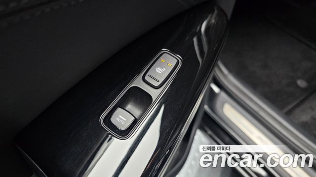 Kia K7 2020 — photo 19