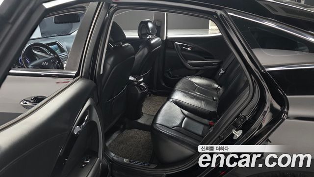 Hyundai Grandeur 2015 — photo 18