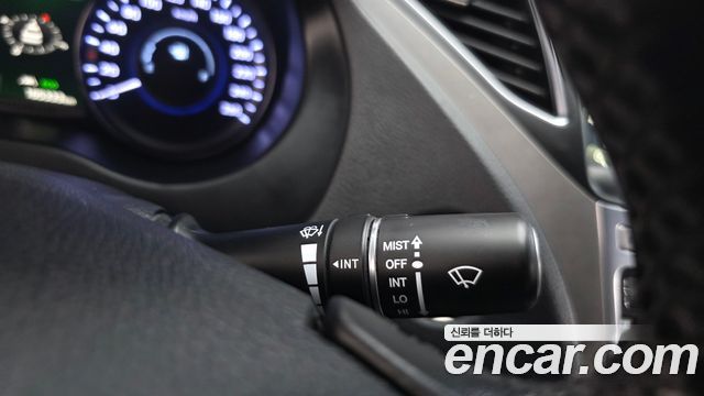 Hyundai Grandeur 2015 — photo 27