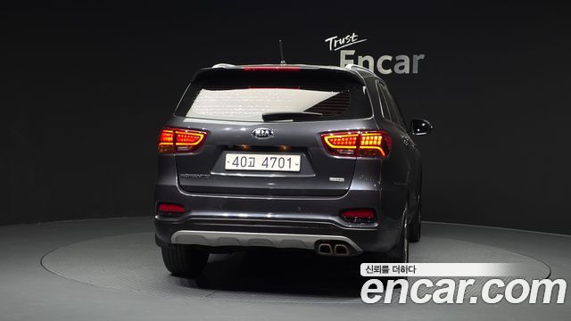 Kia Sorento 2018 — photo 4
