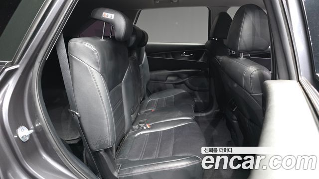 Kia Sorento 2018 — photo 18