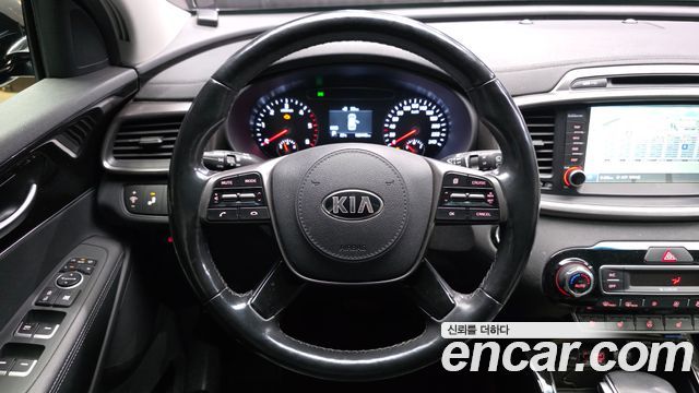 Kia Sorento 2018 — photo 19