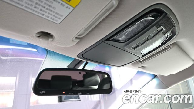 Kia Sorento 2018 — photo 23