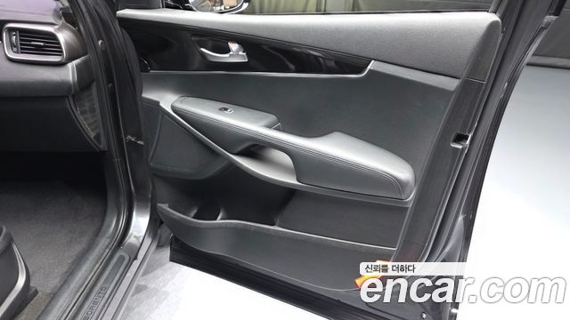 Kia Sorento 2018 — photo 14