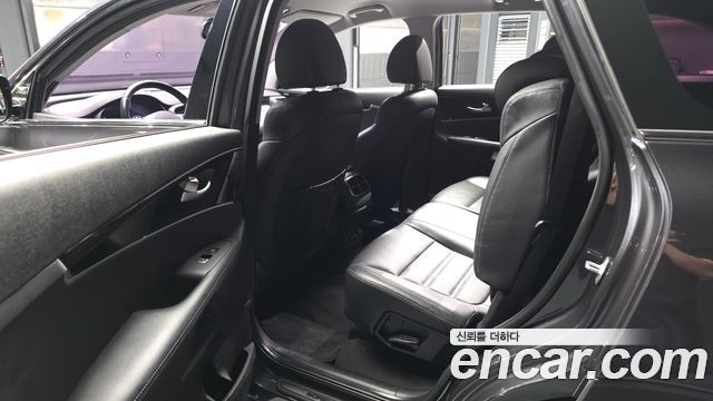 Kia Sorento 2018 — photo 16